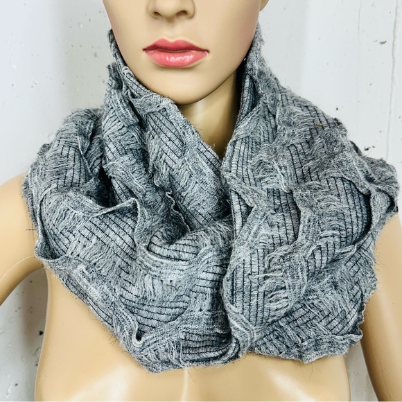 Madison 88 Gray Basket Weave Infinity Scarf - Picture 1 of 7